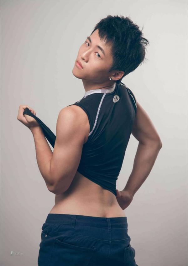 PHOTO-SET-Whoseman-1-吳敵警長來囉~~~我的靴子裡有蛇